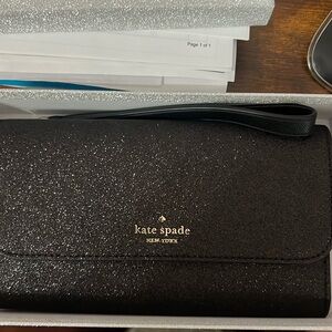 Kate Spade glitter wallet $100 never used still in box